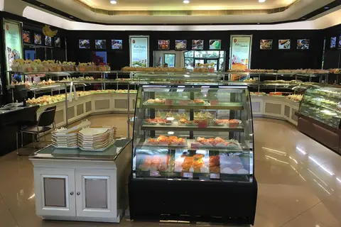Lola's Cupcakes photo 2